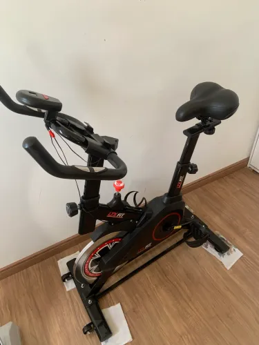Bicicleta ergométrica spinning