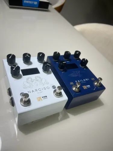 Pedal Narciso Delay + Pedal Kailane Reverb 