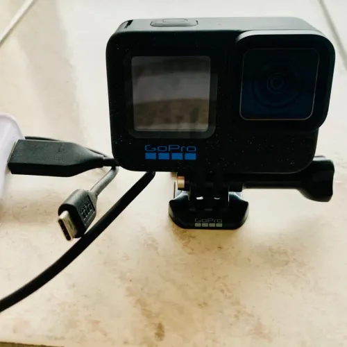 Câmera GoPro 12 Black (semi nova)
