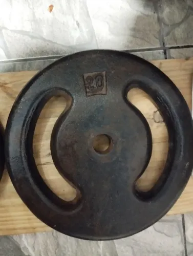 Duas  Anilha de musculação 20 quilos 