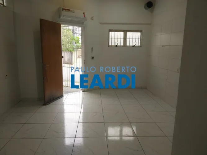 CASA TÉRREA - VILA POMPÉIA - SP