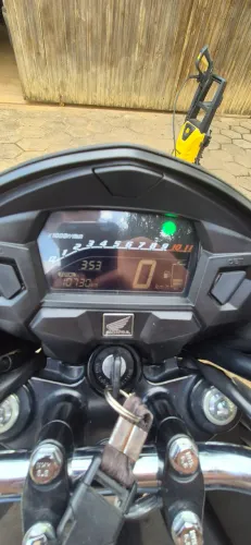 Vendo cg titam top de linha.Ano e modelo 2022