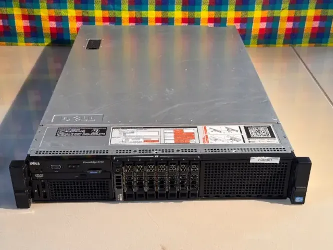 Servidor Dell R720 + 2-Six-core + 128gb ram + 1xHD300gb + 2x750w