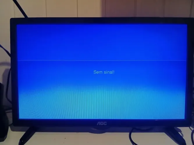 TV/Monitor 18,5. Problema na tela, para conserto ou pegar peças.