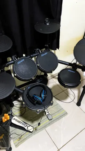 Bateria eletrônica Calsbro CSD35M Pele Mesh