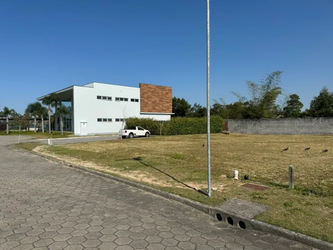 Terreno em Condomínio Aqualina