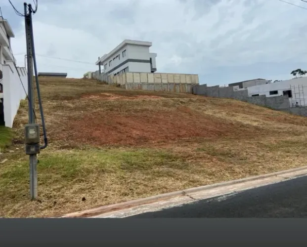 Alphaville Litoral Norte 3 - Terreno na Melhor localização do Condomínio 490m²