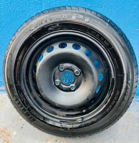 Pneu Pirelli Aro 14 com roda