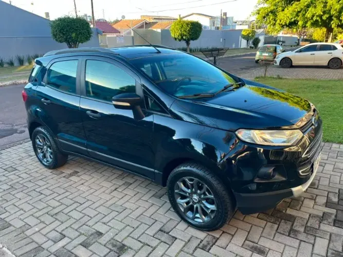 Ford Ecosport Freestyle 1.6 16V Flex 5P 2015
