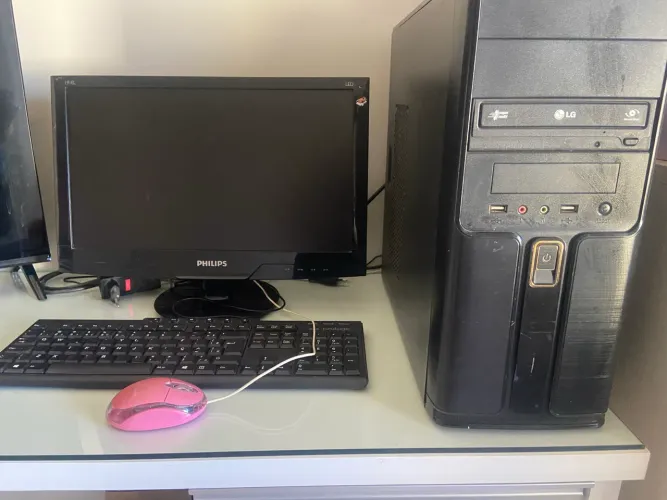 Computador Completo com Monitor Philips 19? - Funcionando