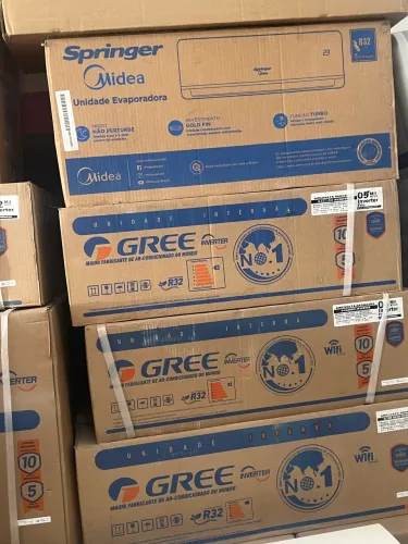 Splits de 9 e 12000 btus 