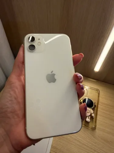 iPhone 11 branco 128G