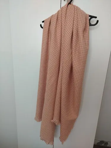 Cachecol Xadrez Nude com Rosa - Novo