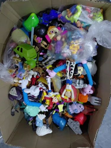 Lote miniaturas para colecionadores 200 unidades