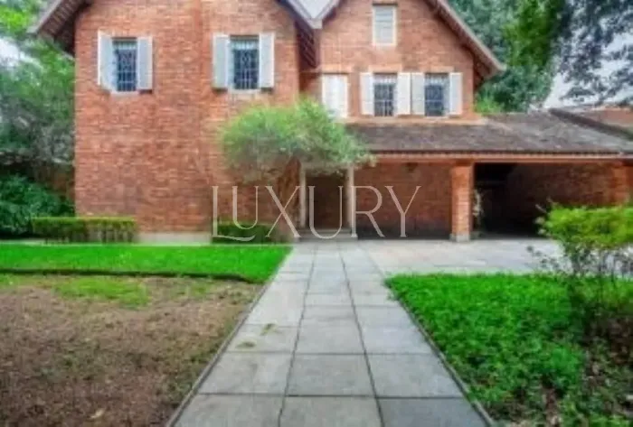 Casa à Venda ou para Alugar no Jardim Europa, 620 m², 4 suítes, 8 vagas