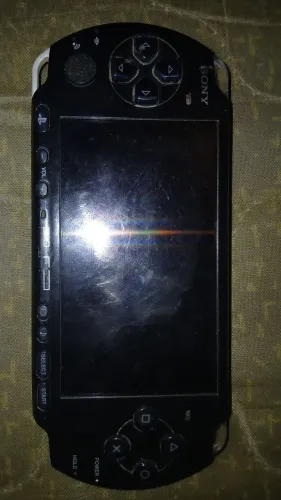 PSP 3000 para retirada de peças