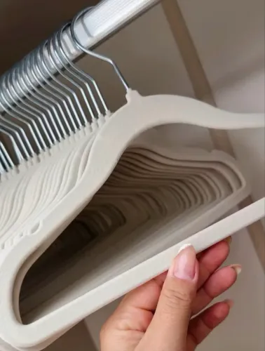 50 cabides de veludo infantil - novos