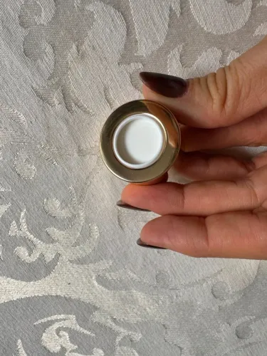 Tampa luxo dourada com furo para difusor