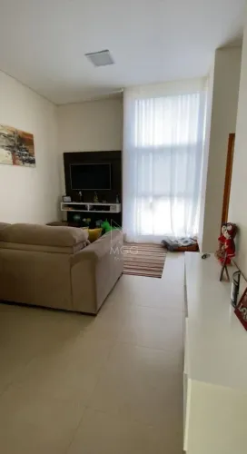Casa - Condomínio Royal Maison
