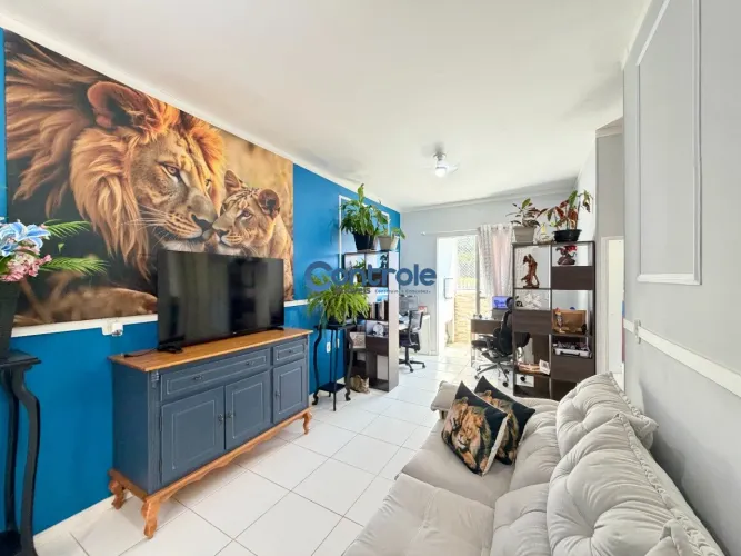 Apartamento com 02 dormitórios no bairro Areias, São José/SC!