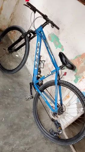 Uma bicicleta