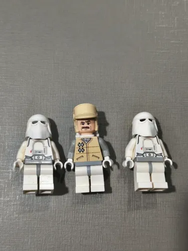 LEGO Star Wars - Snowtrooper e Hoth Scout Trooper