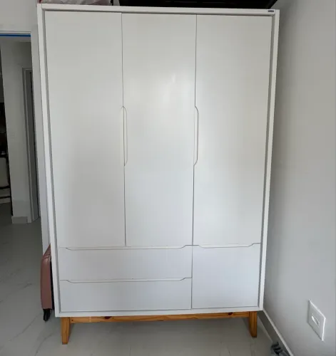 Guarda roupa infantil 