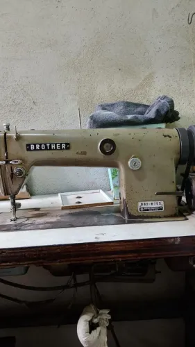 Máquina de costura Brother