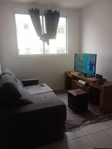 Alugo quarto em Apartamento