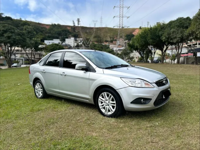 Ford Focus Sedan 2.0 16v/2.0 16V Flex 4P Aut. 2013