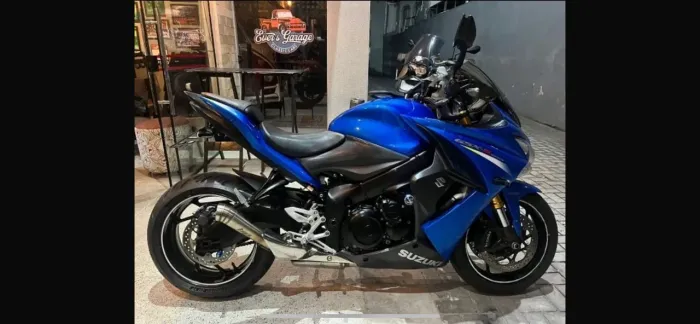 Moto Suzuki GSX1000