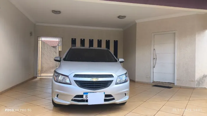 Chevrolet Onix JOY Hatch 1.0 8V Flex Mec. 4P 2019