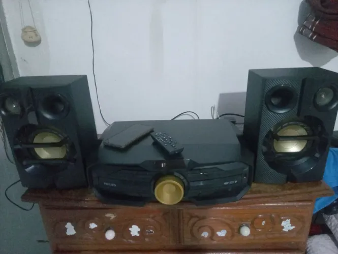 Som Philips
