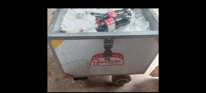Carrinho de vende bebidas