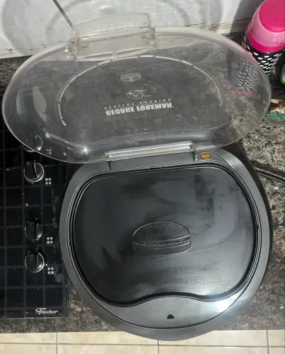 Grill George Foreman com Aquecedor de Pãozinho ?