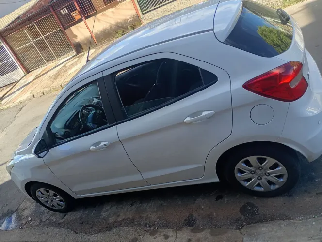 Ford KA 1.0 Se/se Plus Tivct Flex 5P 2017