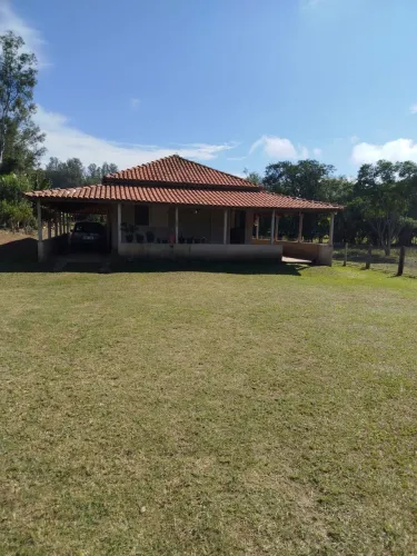 Linda chácara a 11km de Brasopolis / 12.333m2