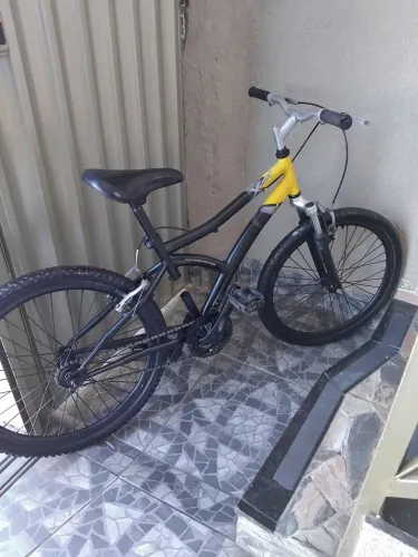 Bicicleta aro 24