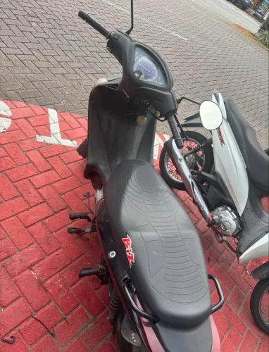 Biz 125 2011 ES