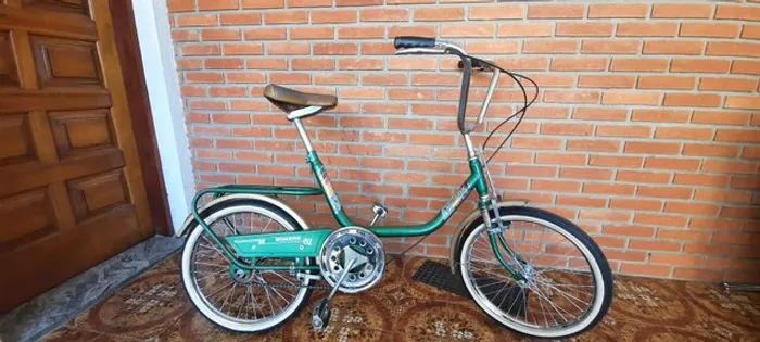 Monareta 1982
