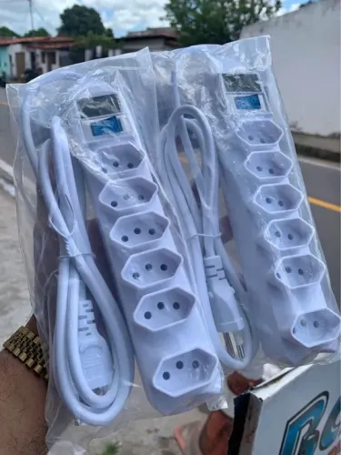 Extensão Filtro de Linha 6 Tomadas