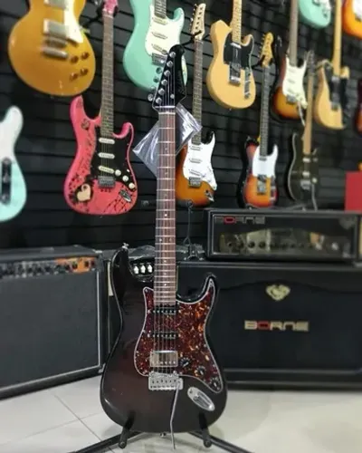 Guitarra Studebaker Sky Hawk Plus Hss Translude Black