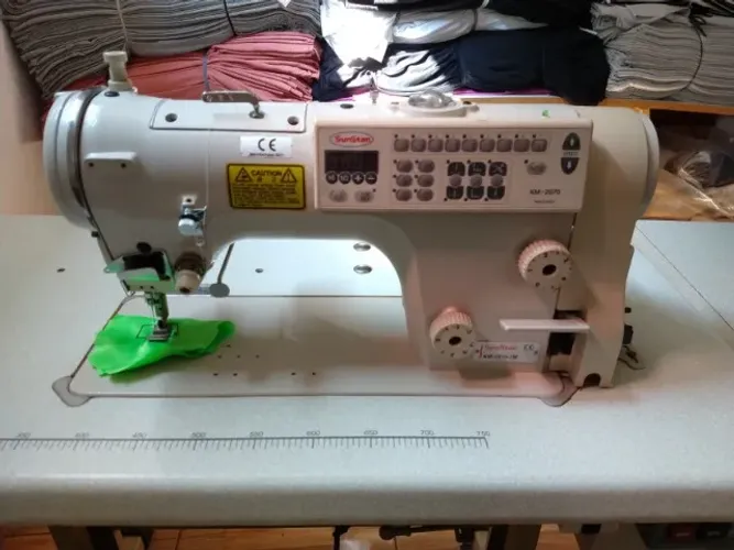 Máquina de costura profissional zigue zague eletrônica Sun Star