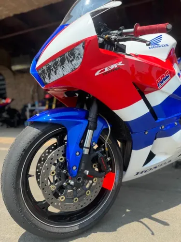 CBR600RR 2010 - pista - corrida 