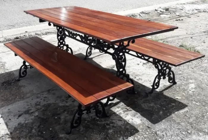 Conjunto Mesa Madeira Rústica c/ Pés em Ferro Fundido