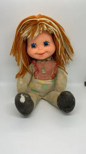 Boneca Emília Estrela Anos 90 No Estado