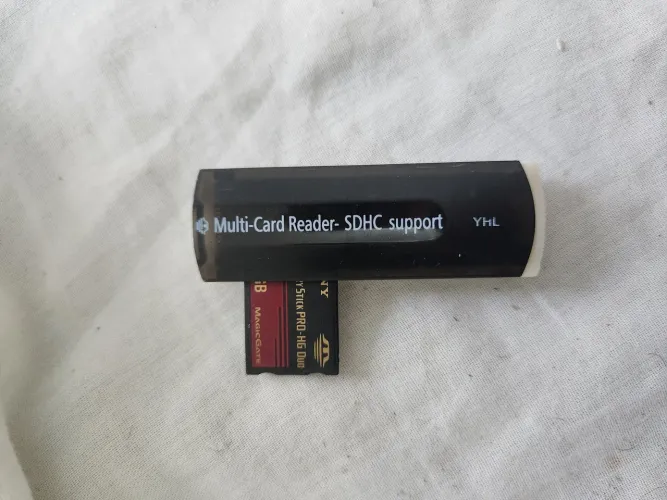 Leitor de cartão Multi-Card Reader SDHC