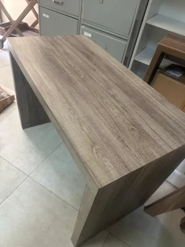 Mesa de escritório em madeira (ACEITO APENAS PIX)