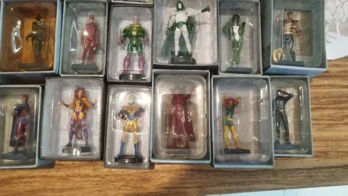 Coleção - MINIATURAS MARVEL E DC - EAGLEMOSS