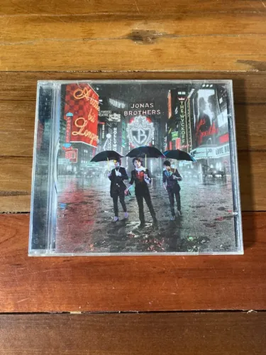 Jonas Brothers - CD - A Little Bit Longer